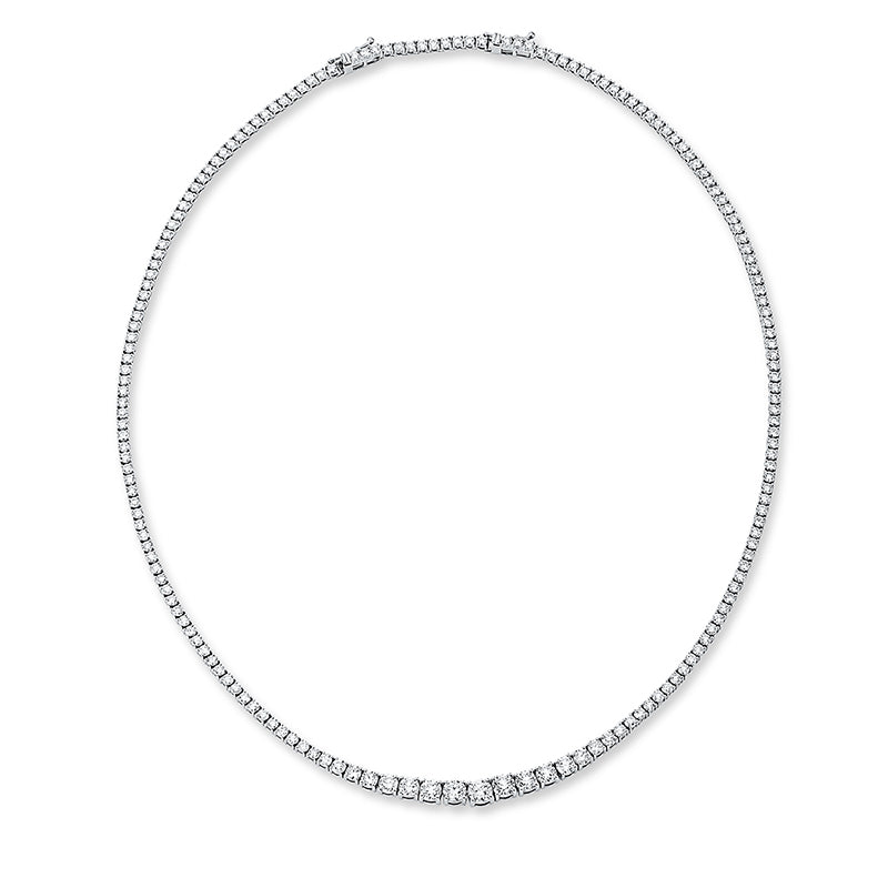 Collier 18 kt WG, mit ZÖ 42 cm, 8 Brill. 1,02 ct, 4 Brill. 0,96 ct, 1 Brill. 0,31 ct, 164 Brill. 6,05 ct, TW-si