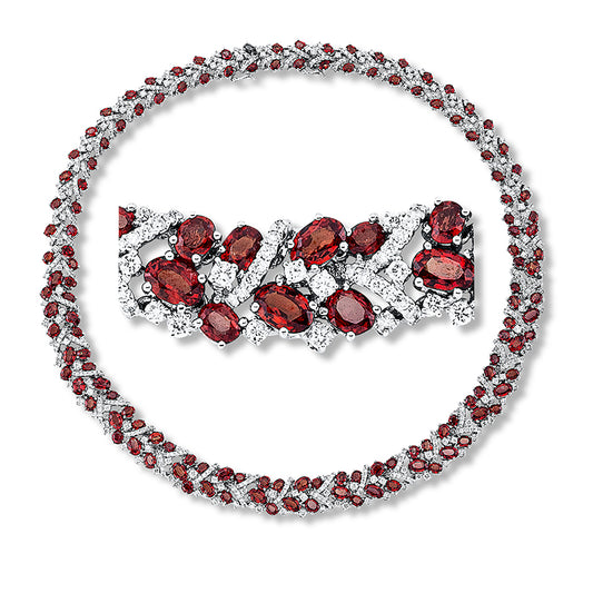 Collier 18 kt WG, 25 Brill. 1,13 ct, TW-vsi, 695 Brill. 9,88 ct, TW-vsi, 133 Rubine 46,40 ct rot