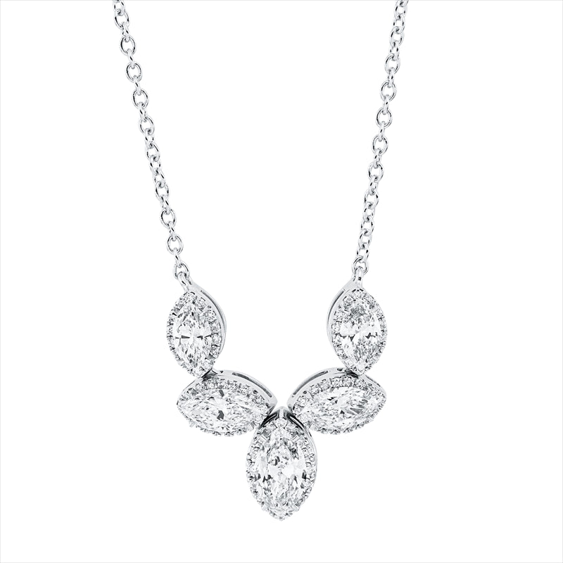 Collier18ktWG,mit38cm&40,6cm&43,2cm,2 Nav.0,27ct,2 Nav.0,41ct,1 Nav.0,30 ct,76 Brill.0,15 ct,TW-si