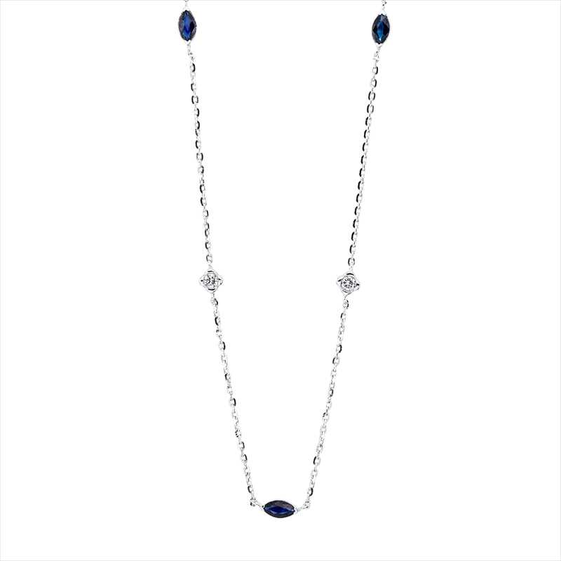 Collier 18 kt WG, mit ZÖ 40 cm + 43 cm, 4 Brill. 0,09 ct, TW-si, 3 Saphire 0,24 ct blau