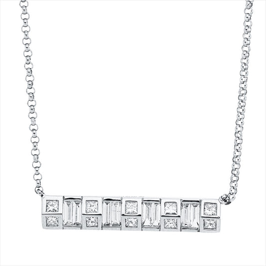 Collier 18 kt WG, mit ZÖ 40, 43 cm, 8 Bag. 0,23 ct, F-vsi/si, 10 Princ. 0,23 ct, F-vsi/si