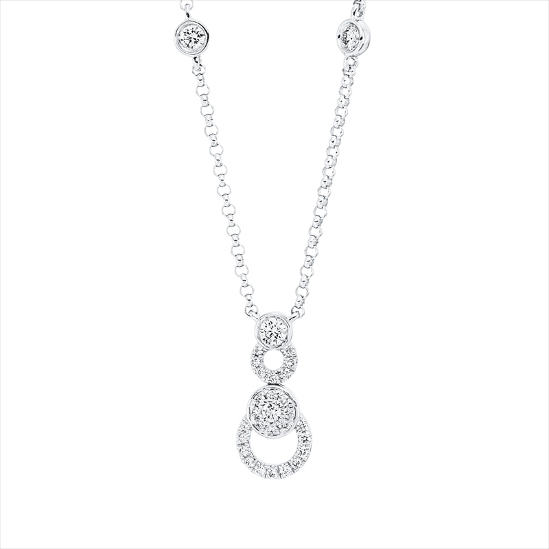 Collier 18 kt WG, mit ZÖ 40 cm + 43 cm, 1 Brill. 0,02 ct, TW-si, 5 Brill. 0,17 ct, TW-si, 26 Brill. 0,08 ct, TW-si