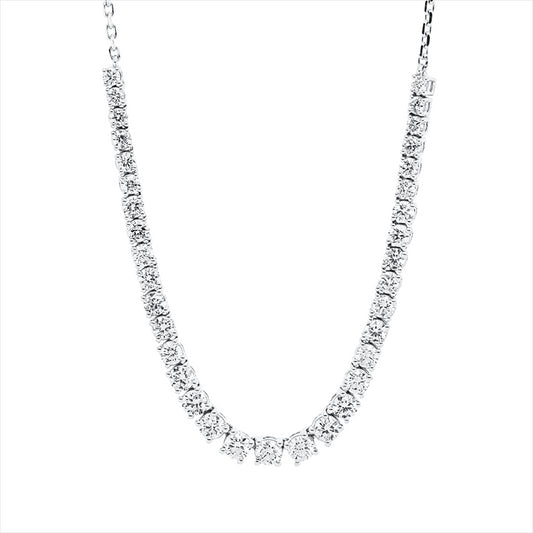 Collier 18 kt WG, mit ZÖ 40, 43 cm, 8 Brill. 0,47 ct, TW-si, 10 Brill. 0,88 ct, TW-si, 12 Brill. 0,48 ct, TW-si