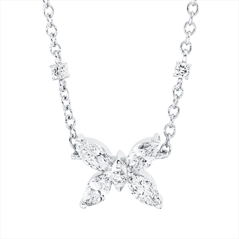 Collier 18 kt WG, mit ZÖ 42 cm, 4 Nav. 0,35 ct, TW-si, 7 Brill. 0,10 ct, TW-si