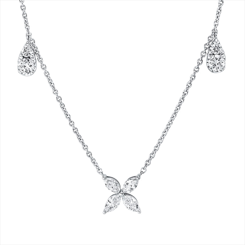 Collier 18 kt WG, mit ZÖ , 2 Brill. 0,23 ct, W-si, 12 Nav. 0,68 ct, TW-si, 2 Brill. 0,08 ct, W-si