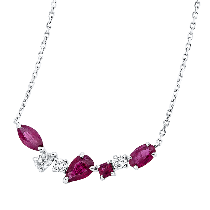 Collier 18 kt WG, 1 Tropfen 0,09 ct, 2 Brill. 0,10 ct, TW-si, 4 Rubin 1,02 ct rot
