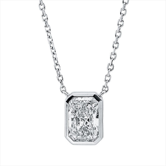 Collier 18 kt WG, mit ZÖ 40 cm + 43 cm, 1 Lab. Rad. 1,02 ct, E-vs1