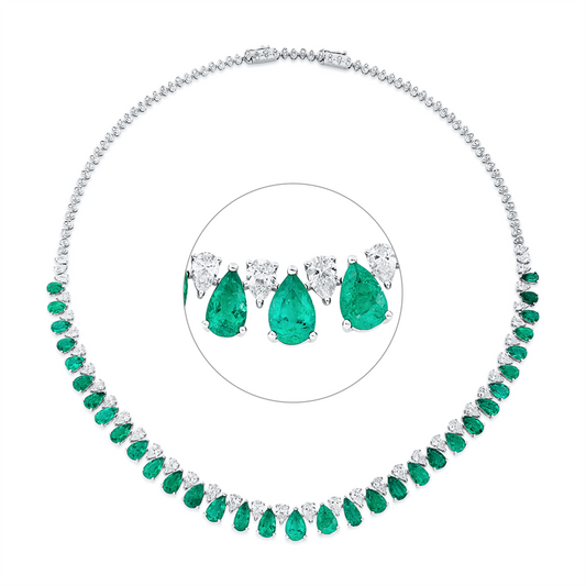 Collier 18 kt WG, 38 Tropfen 6,76 ct, TW-si, 146 Brill. 0,90 ct, TW-si, 33 Smaragde 18,71 ct grün