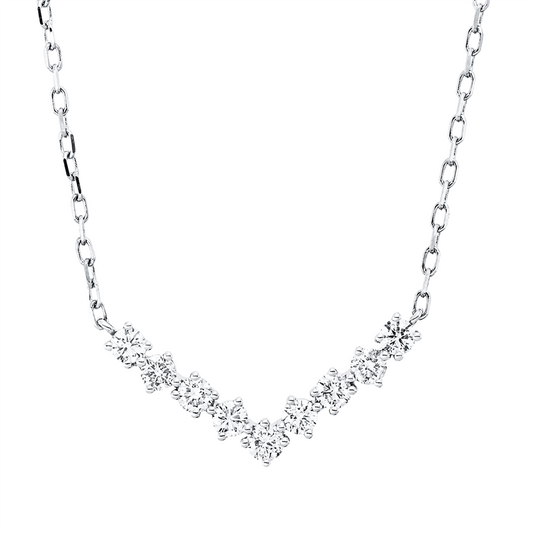 Collier 18 kt WG, mit ZÖ 40 cm + 43 cm, 9 Brill. 0,36 ct, TW-pi