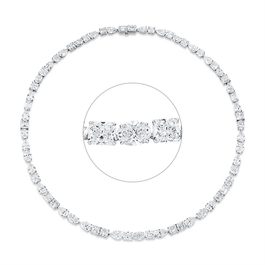 Collier 18 kt WG, 65 Fantasie-Schliff 40,52ct, D-W, vvs