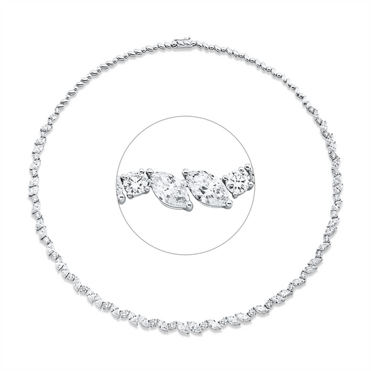 Collier 18 kt WG, 26 Nav. 6,53 ct, TW-si, 16 Nav. 3,95 ct, TW-si, 30 Brill. 3,20 ct, TW-si