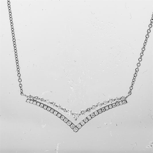 Collier 14 kt WG, mit ZÖ 40,6 cm + 43,2 cm, 46 Brill. 0,33 ct, I-si