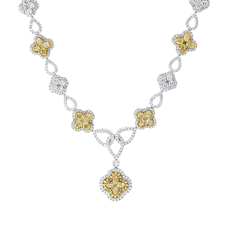 Collier 18 kt WG+GG, 498 Brill. 3,19 ct, TW-si, 26 Brill. 0,17 ct, gelb, 20 Oval 3,45 ct, gelb, 5 Princ. 0,18 ct, gelb