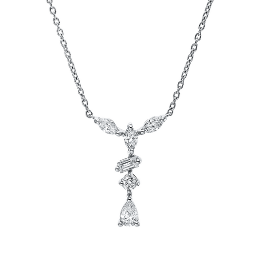 Collier 18 kt WG, mit ZÖ 43 cm, 1 Bag.0,06ct, 3 Nav.0,22ct, 1 Tropfen 0,12ct, 1 Brill. 0,05ct, F-vsi/si