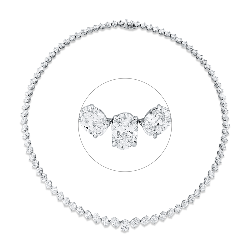 Collier 18 kt WG, GIA_7 Oval 4,42 ct, F/TW-vvs/vs, 78 Oval 19,20 ct, TW-vsi