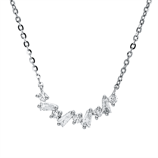 Collier 18 kt WG, mit ZÖ 40 cm + 42,5 cm, 4 Trap. 0,10 ct, TW-si, 5 Brill. 0,07 ct, TW-si