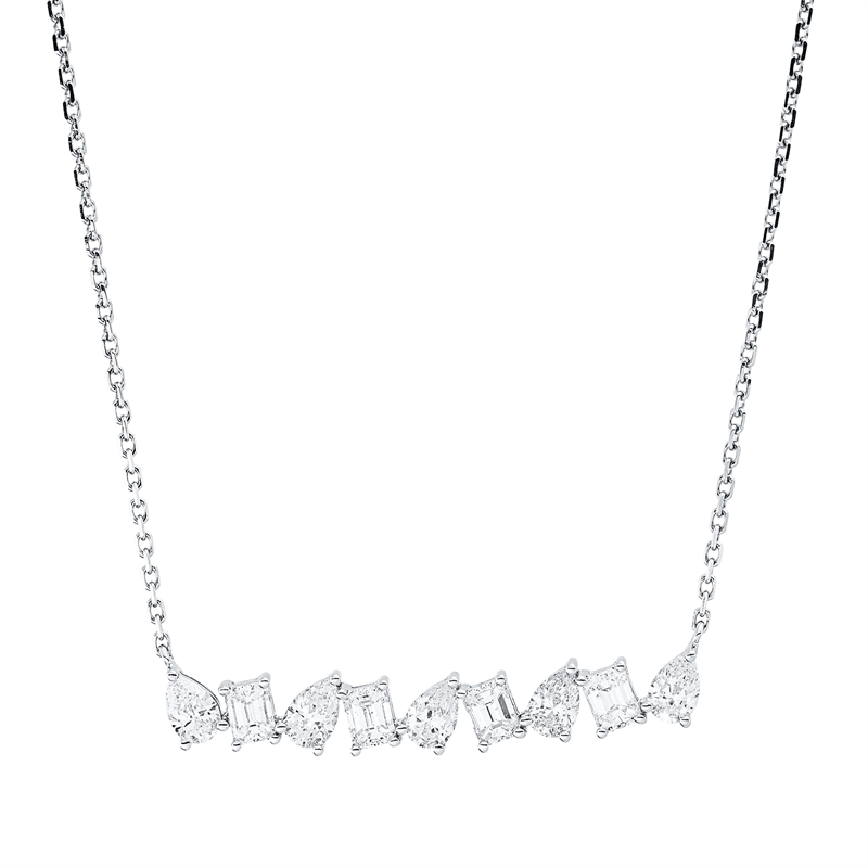 Collier 18 kt WG, mit ZÖ 38 cm + 40,6 cm, 4 Sm.schliff 0,56 ct, F-vsi, 5 Tropfen 0,68 ct, F-vsi