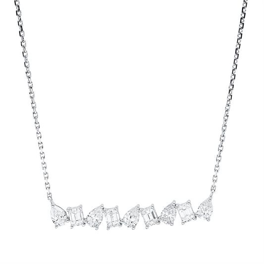 Collier 18 kt WG, mit ZÖ 38 cm + 40,6 cm, 4 Sm.schliff 0,56 ct, F-vsi, 5 Tropfen 0,68 ct, F-vsi