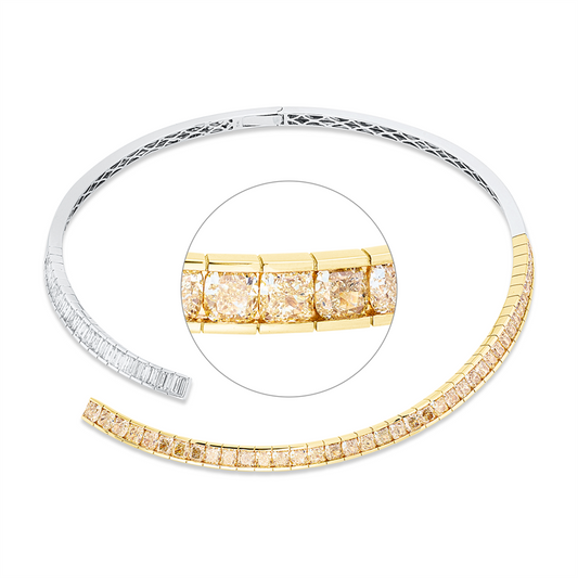 Collier 18 kt WG+GG, choker, 38 Bag. 3,10 ct, TW-si, 39 Cushion 16,20 ct, gelb