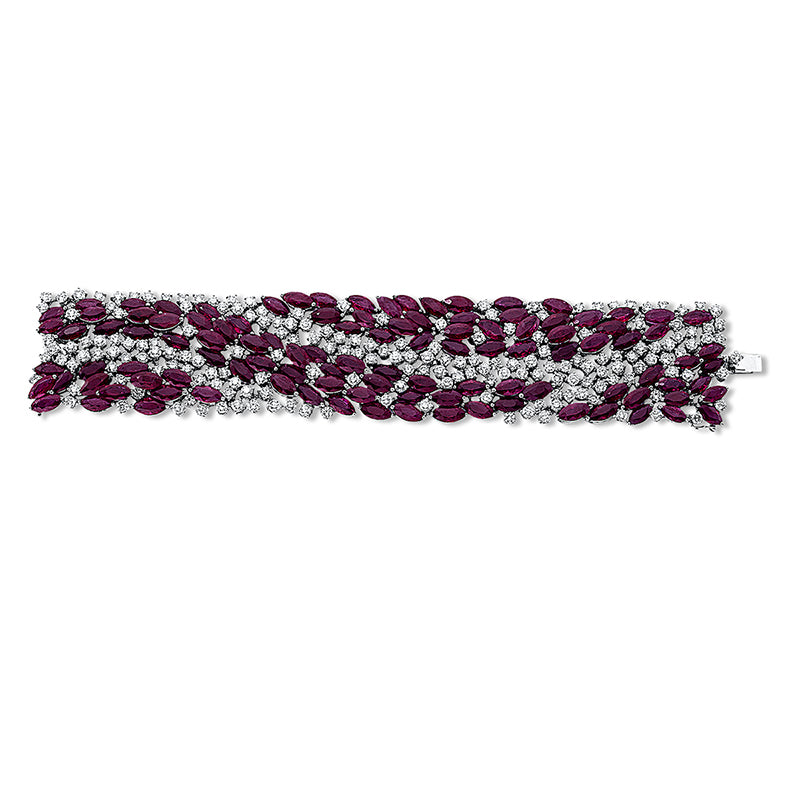 Armband 18 kt WG, 190 Brill. 21,01 ct, TW-vsi/si, 110 Rubine 92,16 ct rot