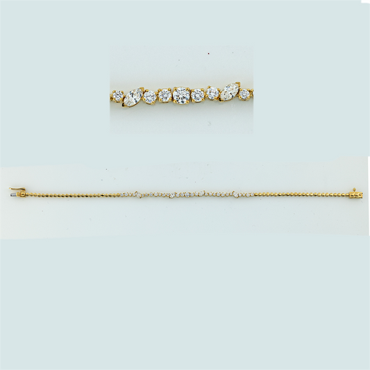Armband 18 kt GG, 14 Brill. 0,40 ct, 1 Brill. 0,08 ct, 4 Nav. 0,29 ct, 10 Brill. 0,17 ct, TW-si