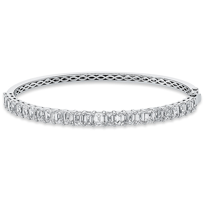 Armreif 18 kt WG, 25 Sm.schliff 5,35 ct, TW-vsi/si