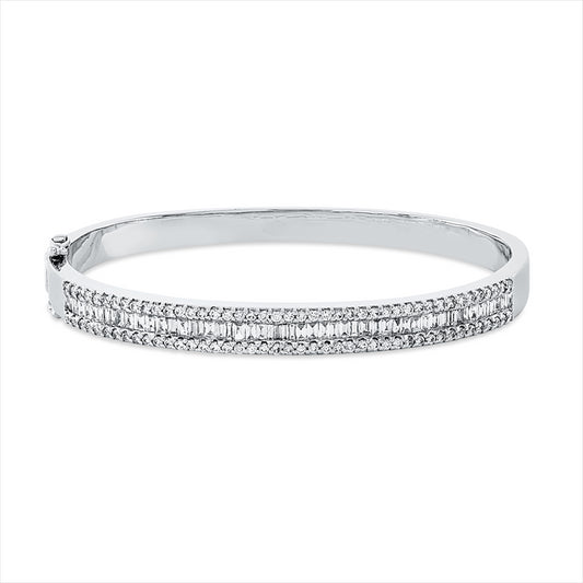 Armreif 18 kt WG, 53 Bag. 0,92 ct, TW-vsi, 86 Brill. 0,87 ct, TW-vsi