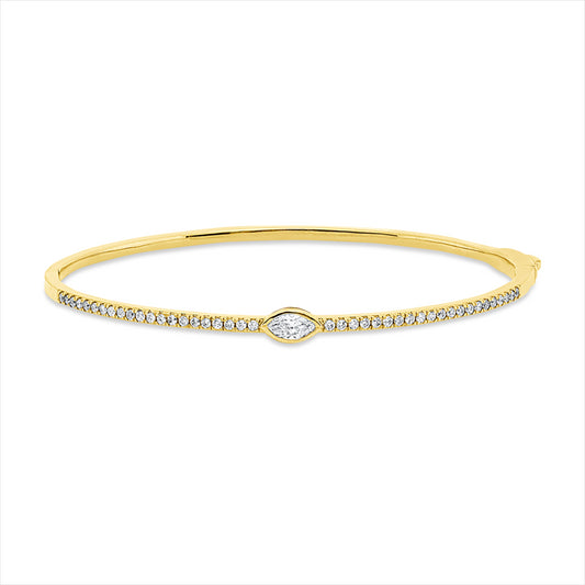 Armreif 18 kt GG, 1 Nav. 0,24 ct, TW-si, 42 Brill. 0,39 ct, TW-si