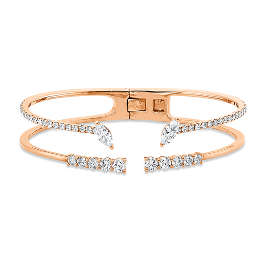 Armreif 18 kt RG, 6 0,67 ct, TW-si, 2 Nav. 0,48 ct, TW-vsi, 46 Brill. 1,01 ct, TW-si