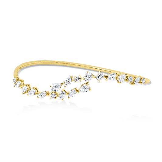 Armreif 18 kt GG, 1 Oval 0,17 ct, 3 Sm.schliff 0,40 ct, 5 Tropfen 0,80 ct, 5 Brill. 0,34 ct, TW-si