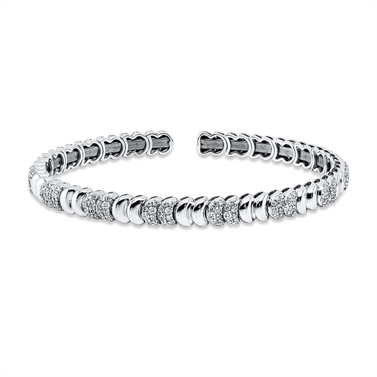 Armreif 18 kt WG, 80 Brill. 0,68 ct, TW-si, 32 Brill. 0,43 ct, TW-si, 16 Brill. 0,06 ct, TW-si